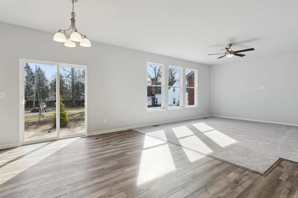 11803 Partridge Drive Taylor City MI 48180