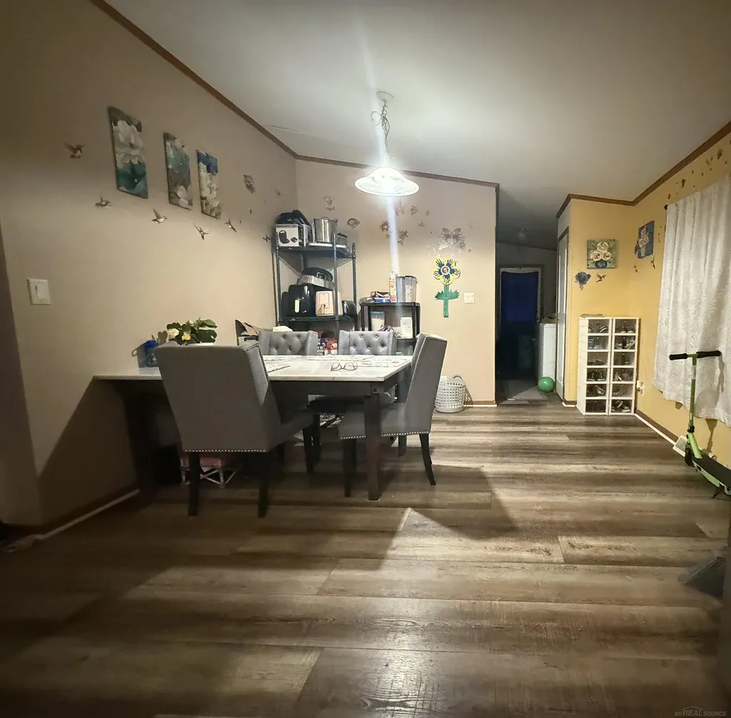 15359 Cartier Drive Clinton Charter Township MI 48038