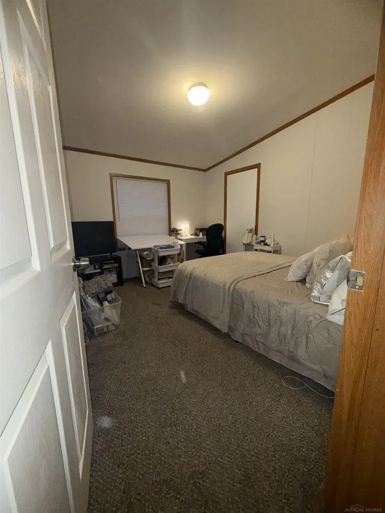 15359 Cartier Drive Clinton Charter Township MI 48038