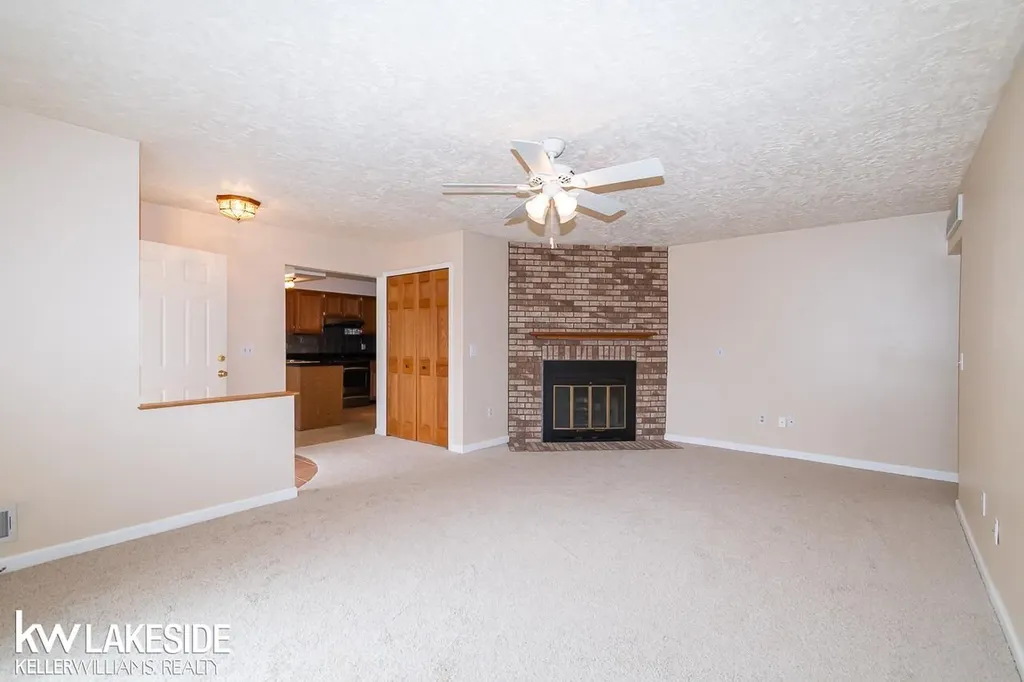 45297 Universal Court Shelby Charter Township MI 48317