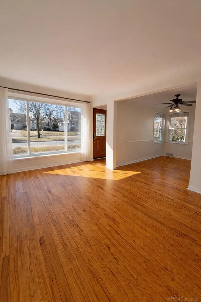 2034 Mortenson Boulevard Berkley City MI 48072