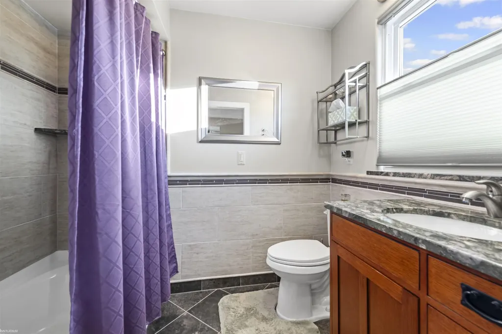 50740 Base Street New Baltimore City MI 48047