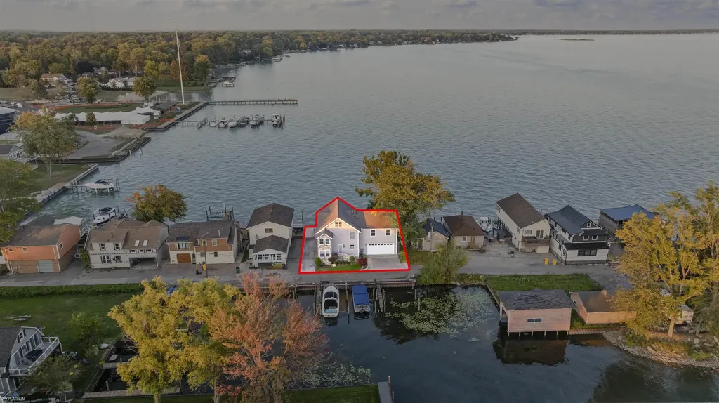 50740 Base Street New Baltimore City MI 48047