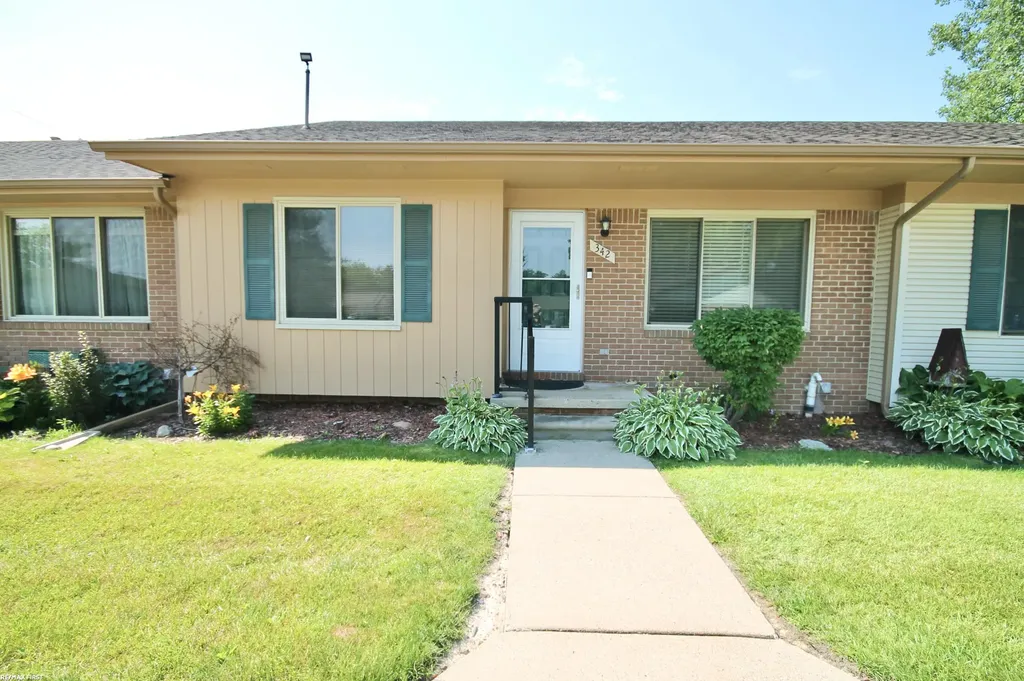 342 Fairgrove Street Romeo Village MI 48065