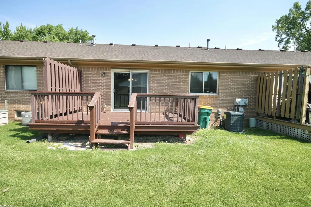 342 Fairgrove Street Romeo Village MI 48065