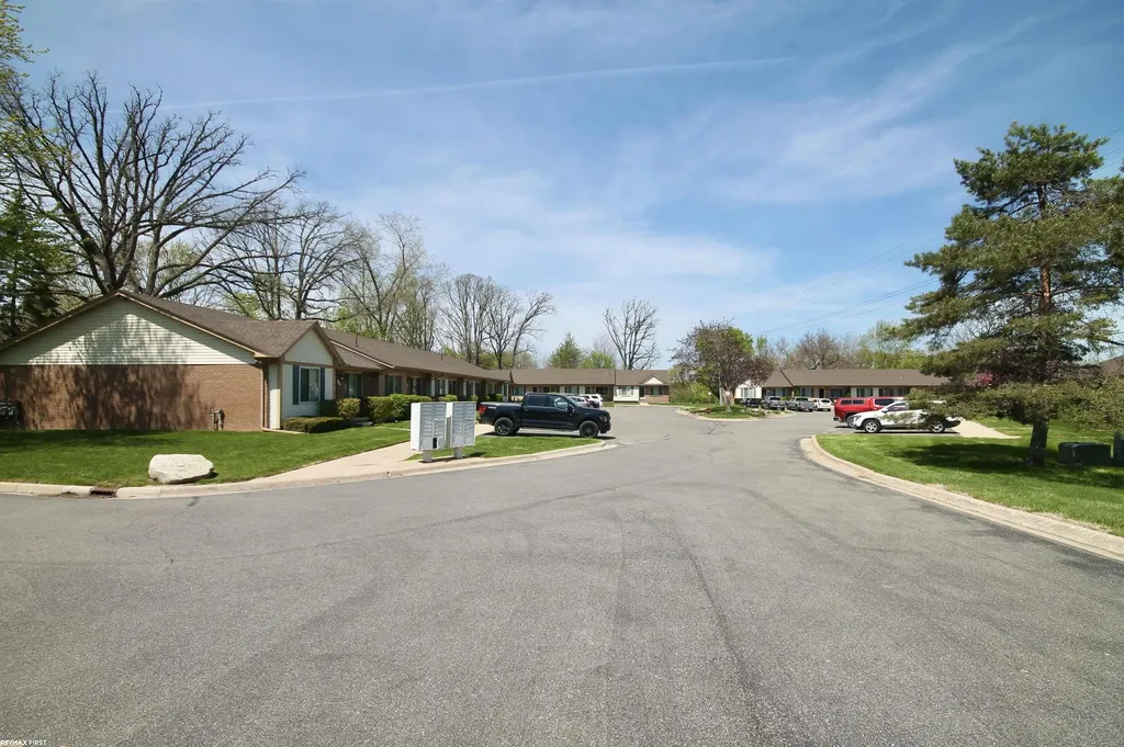 342 Fairgrove Street Romeo Village MI 48065