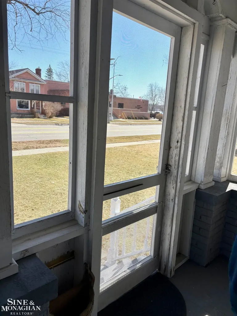 1609 Saint Clair River Drive Algonac City MI 48001