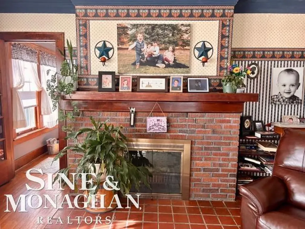 1609 Saint Clair River Drive Algonac City MI 48001