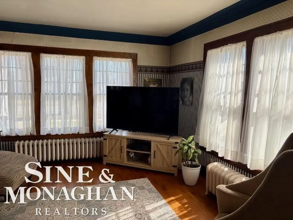 1609 Saint Clair River Drive Algonac City MI 48001