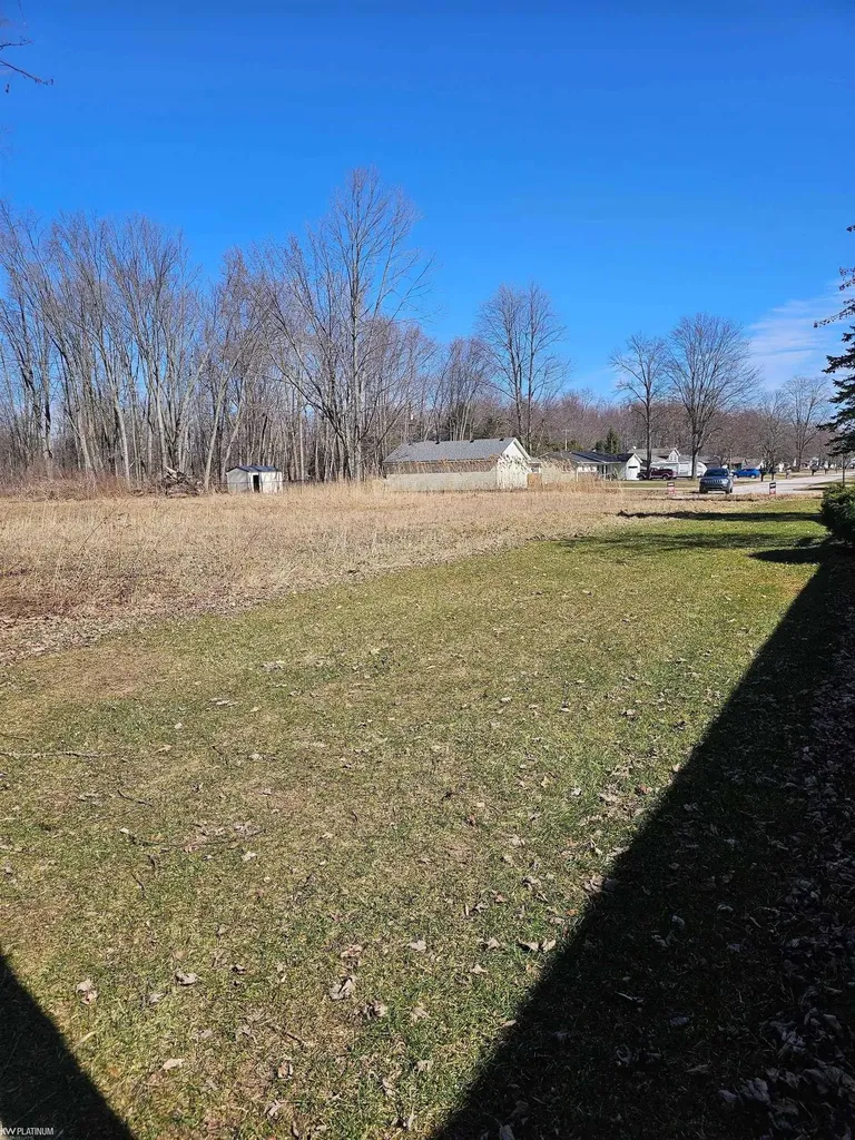 5843 San Juan Drive Fort Gratiot Charter Township MI 48059