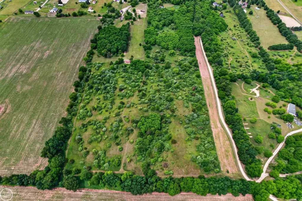 2601 Sharon Hollow Parcel A & B Road Sharon Township MI 49240