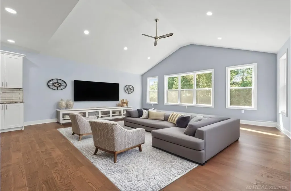 3200 Weidemann Drive Brandon Charter Township MI 48348