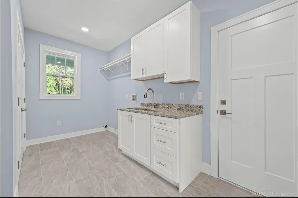3200 Weidemann Drive Brandon Charter Township MI 48348
