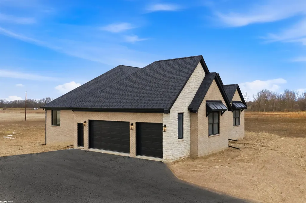 17492 Gilmore Road Armada Township MI 48005