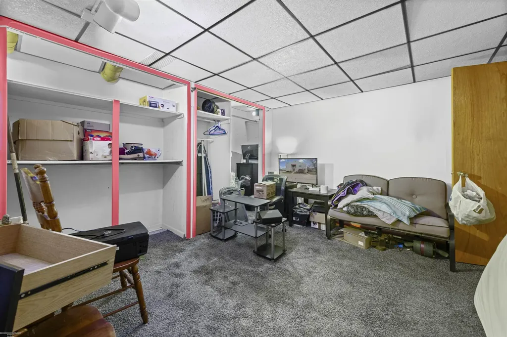 24704 Meadow Lane Harrison Charter Township MI 48045