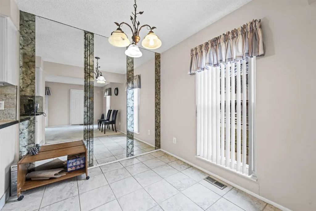 24704 Meadow Lane Harrison Charter Township MI 48045