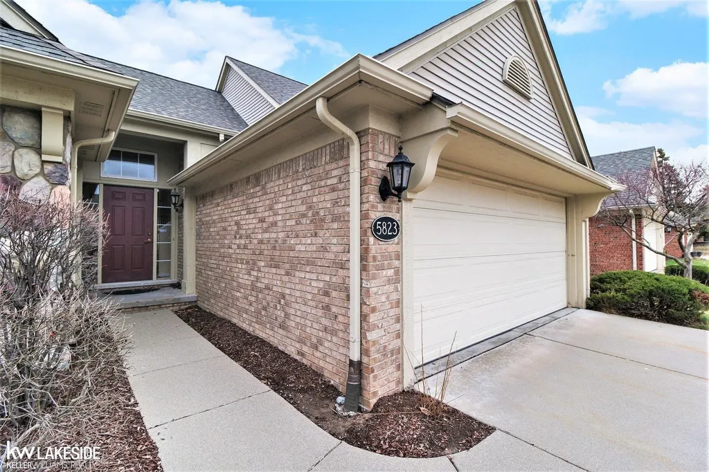 5823 Ortman Drive Sterling Heights City MI 48314