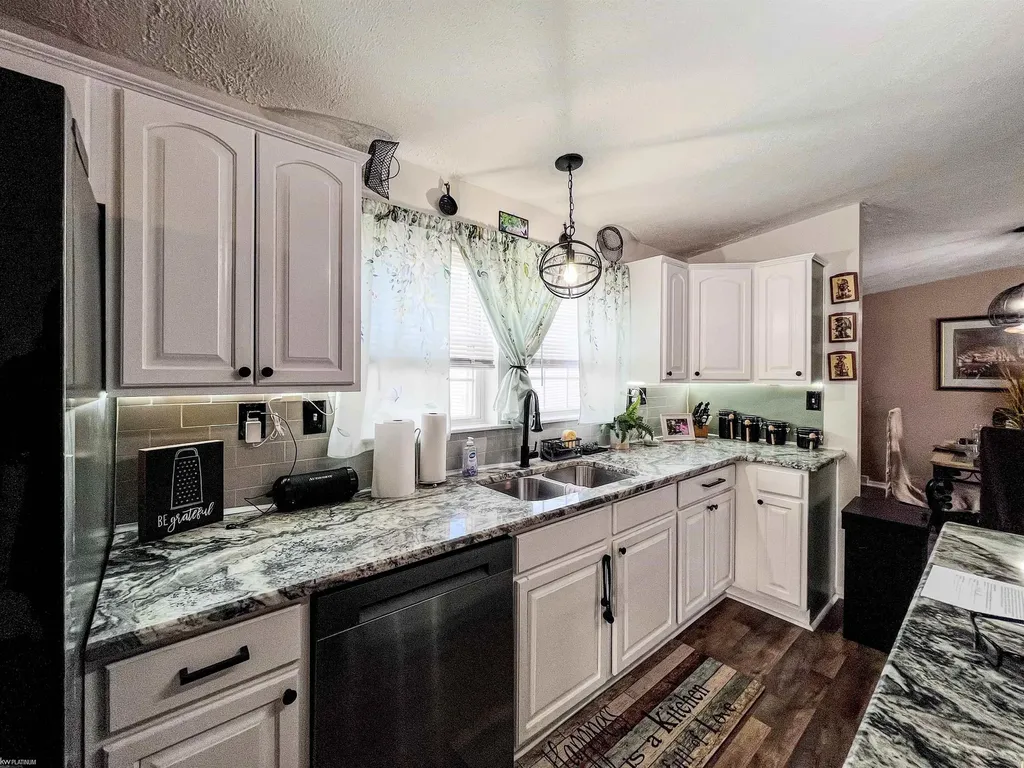 37130 Stone Way Lenox Township MI 48048