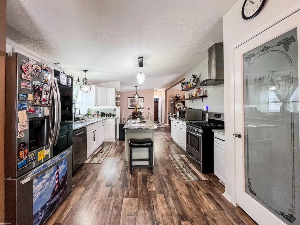 37130 Stone Way Lenox Township MI 48048