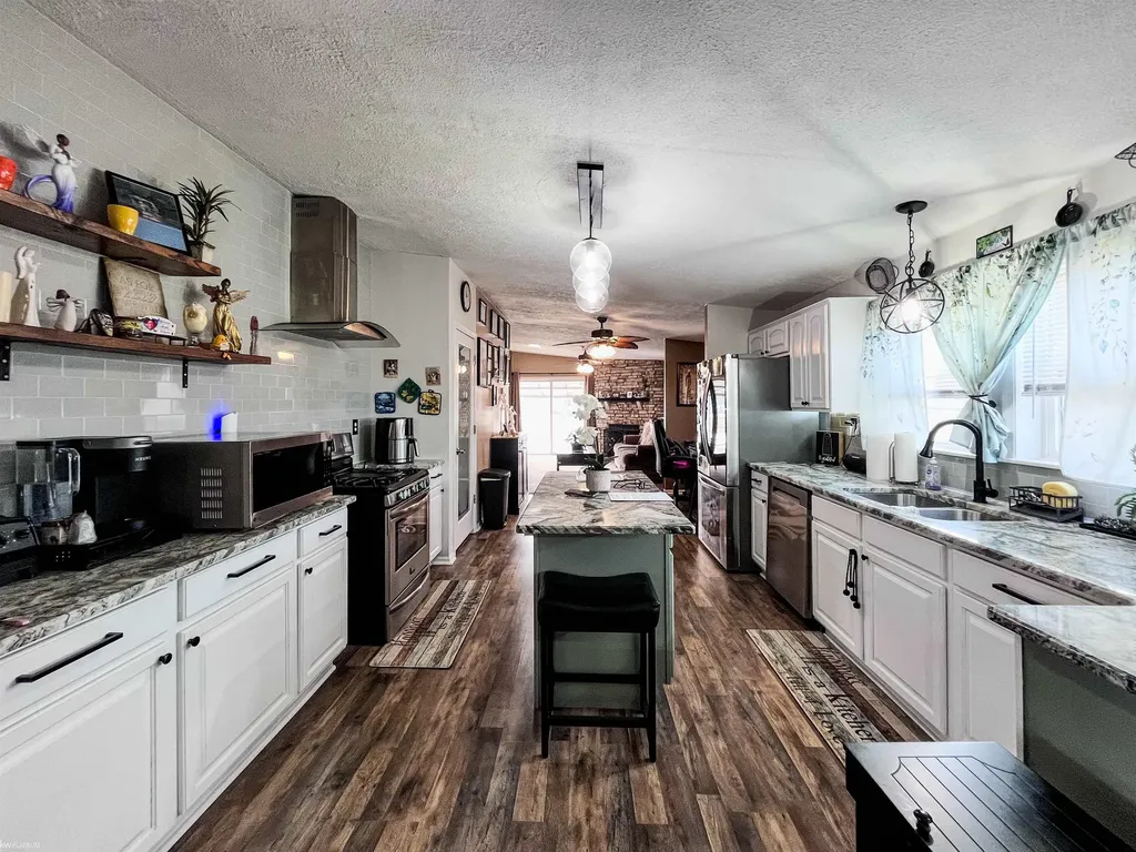 37130 Stone Way Lenox Township MI 48048