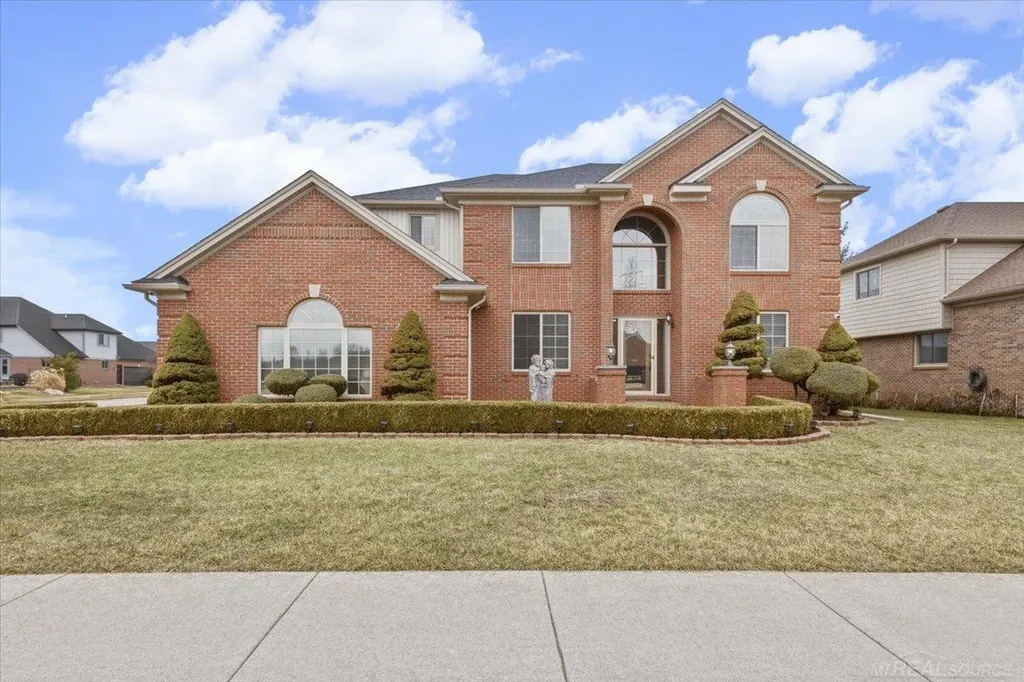 51381 Mauro Lane Macomb Township MI 48042