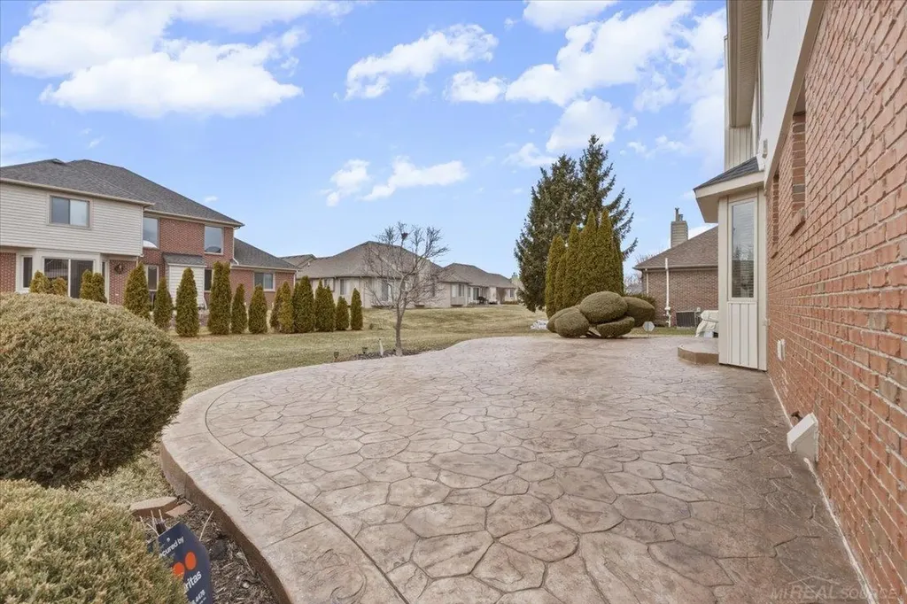 51381 Mauro Lane Macomb Township MI 48042