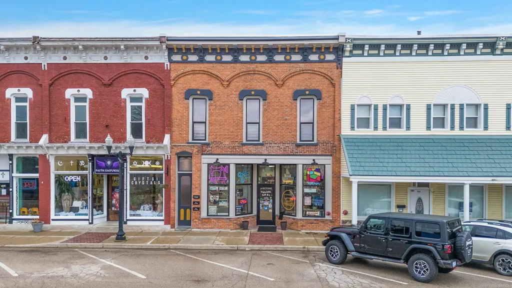 112 E Third Street Imlay City City MI 48444