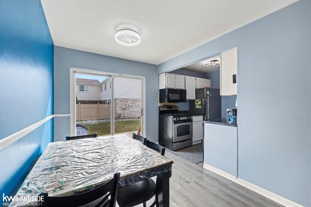 11518 Messmore Road Utica City MI 48317