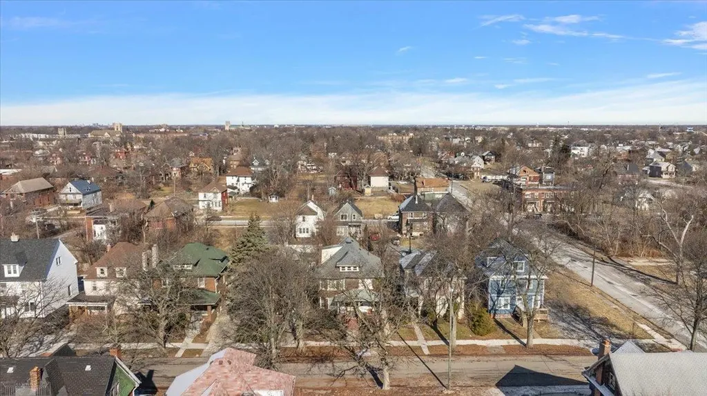 309 Melbourne Street Detroit City MI 48202