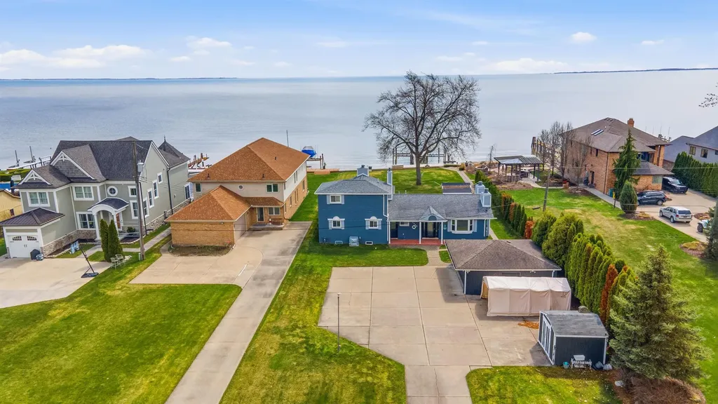 35568 Hamer Street New Baltimore City MI 48047