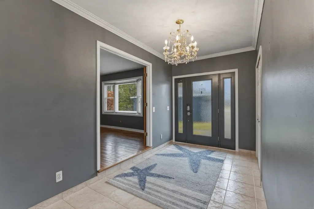 35568 Hamer Street New Baltimore City MI 48047
