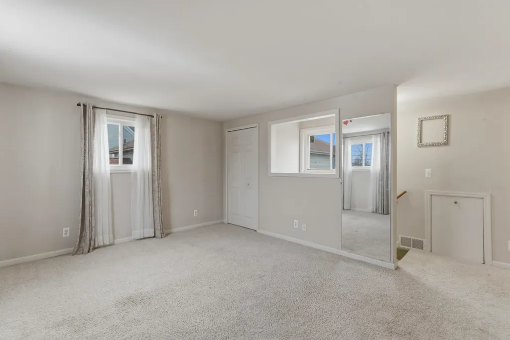 35568 Hamer Street New Baltimore City MI 48047