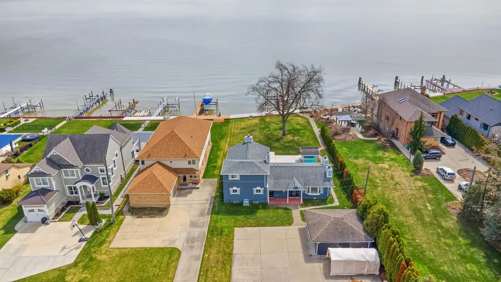 35568 Hamer Street New Baltimore City MI 48047
