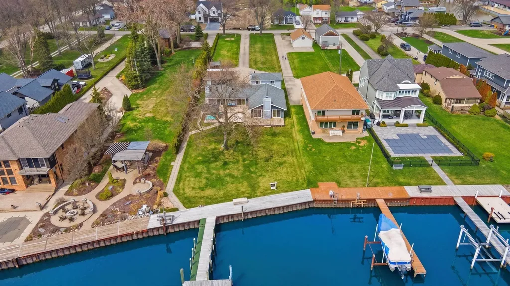 35568 Hamer Street New Baltimore City MI 48047