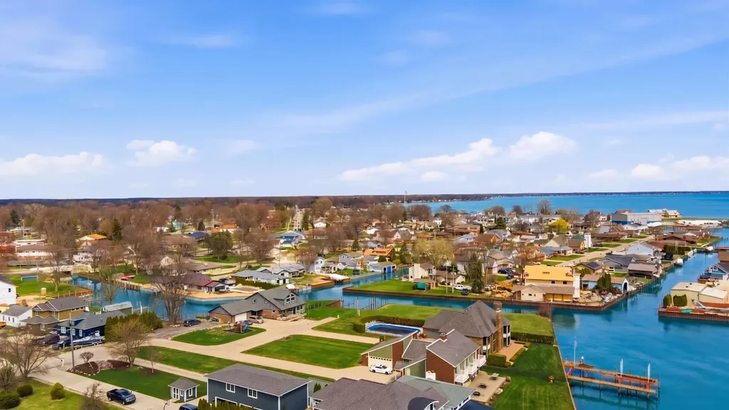 35568 Hamer Street New Baltimore City MI 48047