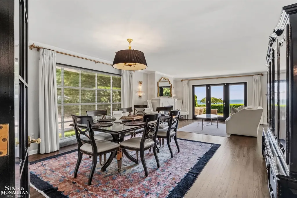 89 Lake Shore Road Grosse Pointe Farms City MI 48236
