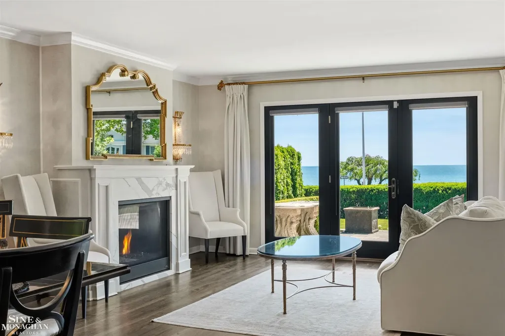 89 Lake Shore Road Grosse Pointe Farms City MI 48236