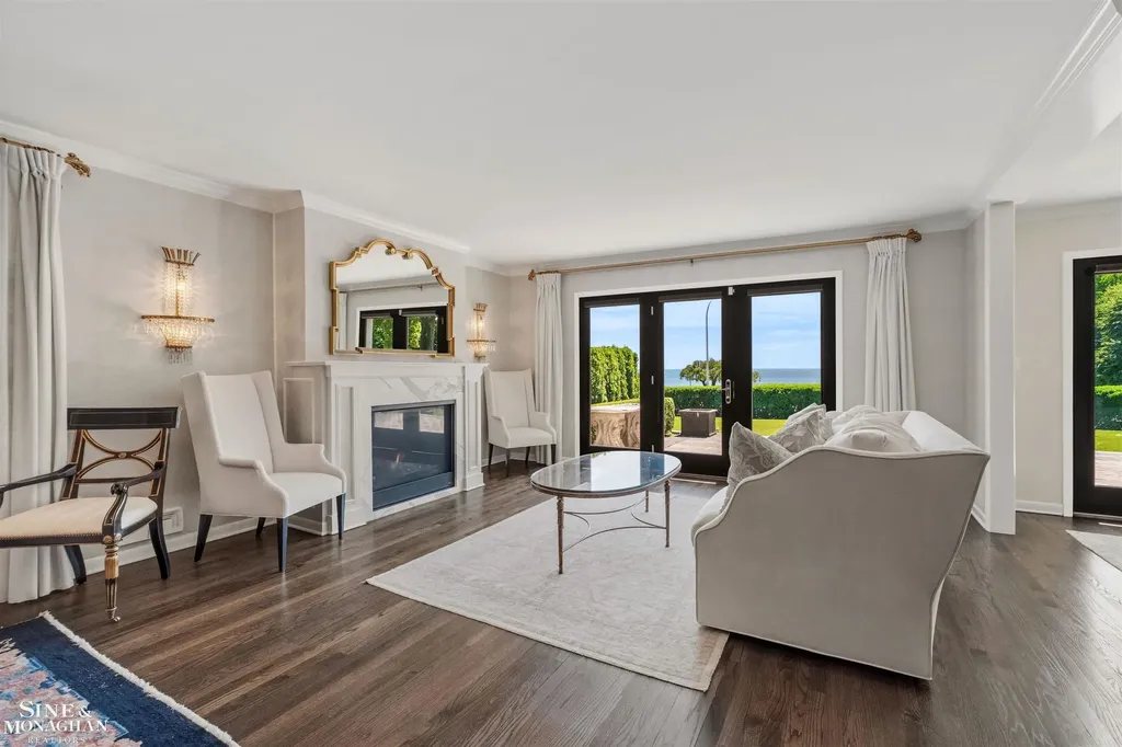 89 Lake Shore Road Grosse Pointe Farms City MI 48236