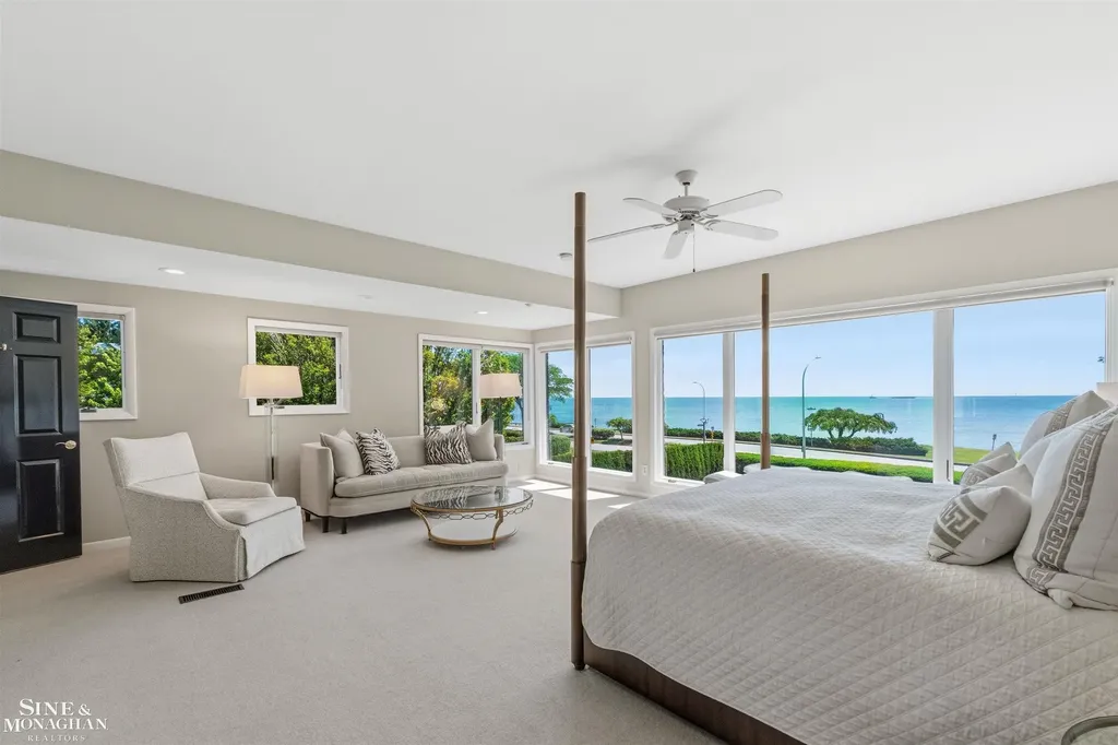 89 Lake Shore Road Grosse Pointe Farms City MI 48236