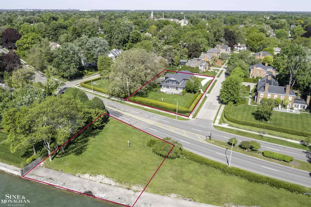 89 Lake Shore Road Grosse Pointe Farms City MI 48236