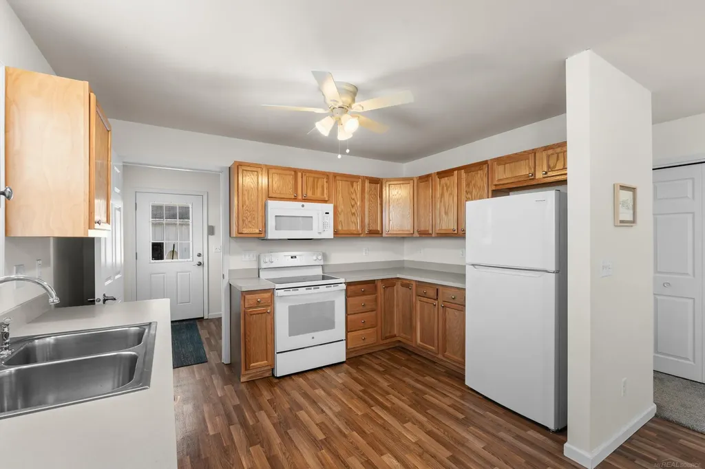 3012 Howard Street Port Huron Charter Township MI 48060