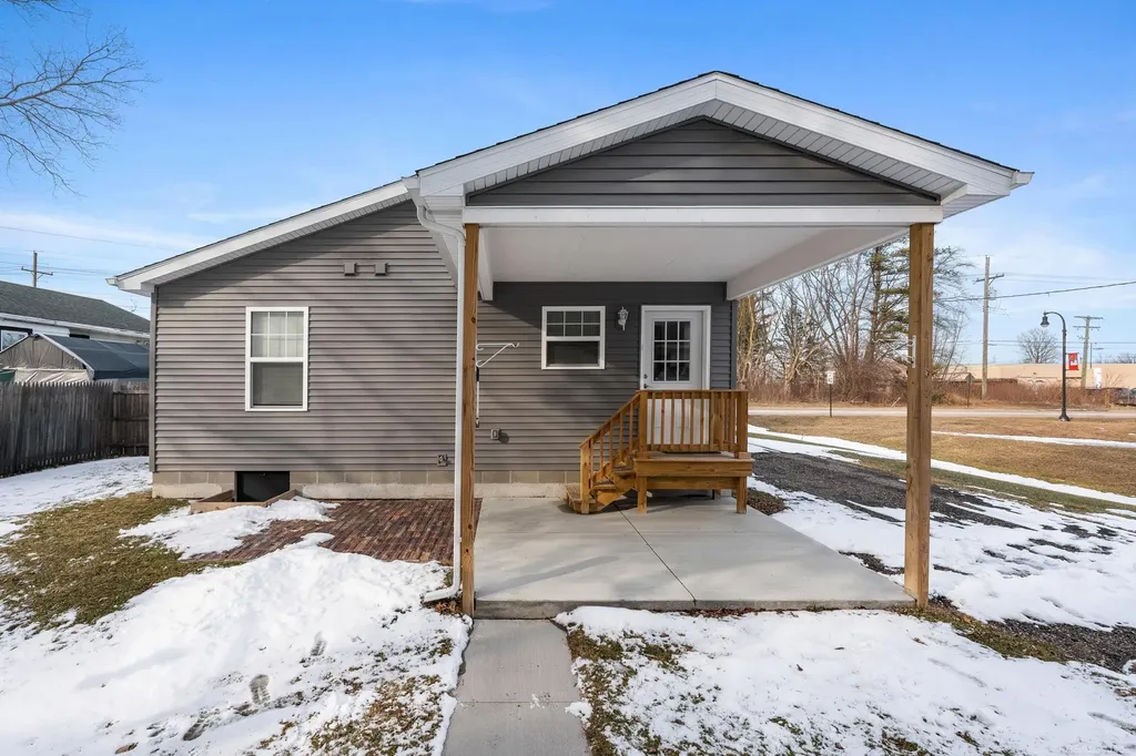 3012 Howard Street Port Huron Charter Township MI 48060