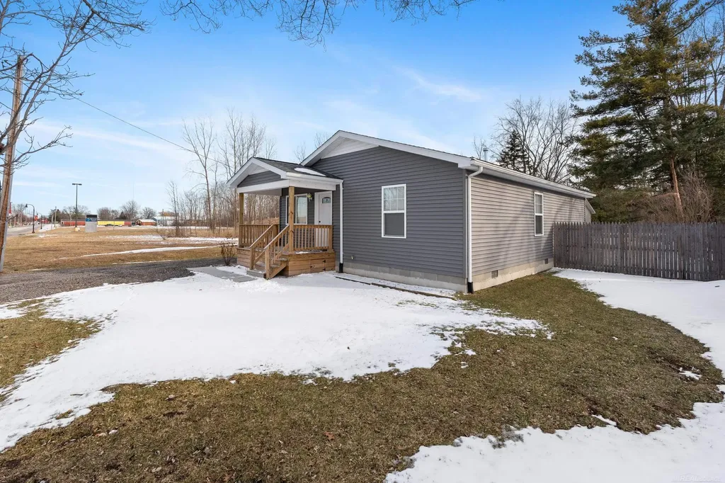 3012 Howard Street Port Huron Charter Township MI 48060
