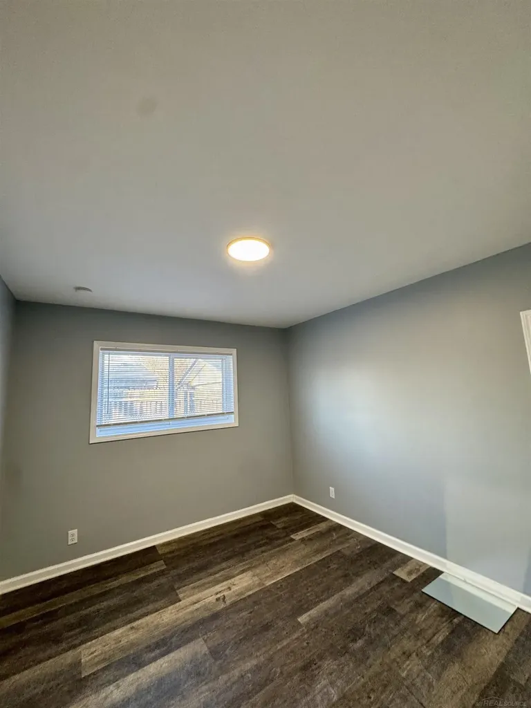 31800 Briar Lane St. Clair Shores City MI 48082