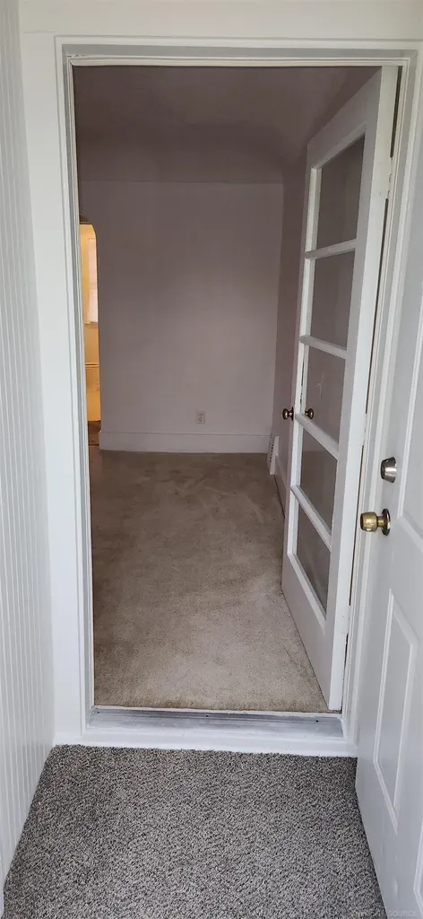 8110 Chalmers Avenue Warren City MI 48089