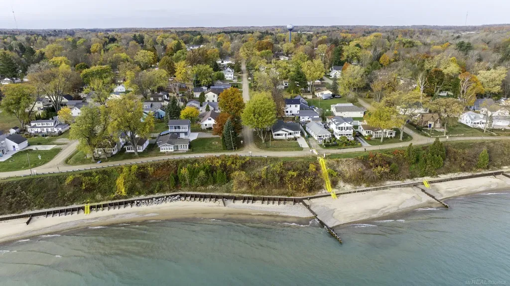 7261 Dogwood Road Worth Township MI 48450