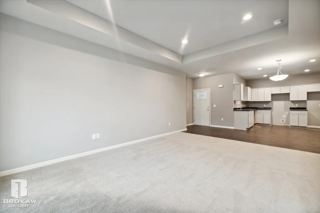 1437 Luxington Drive Lapeer City MI 48446