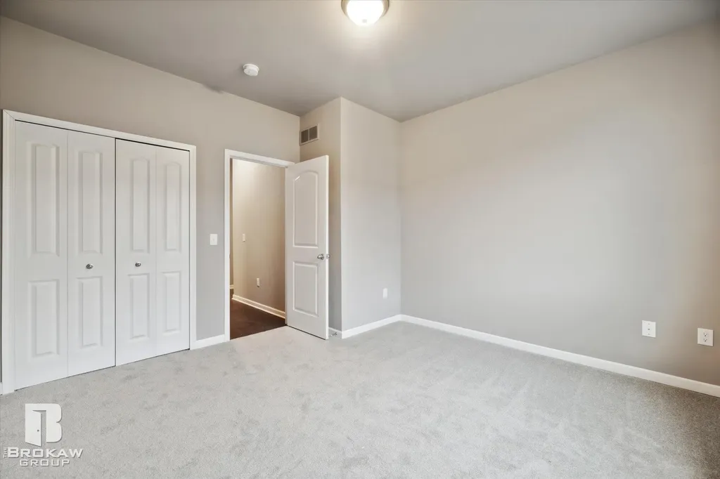 1437 Luxington Drive Lapeer City MI 48446