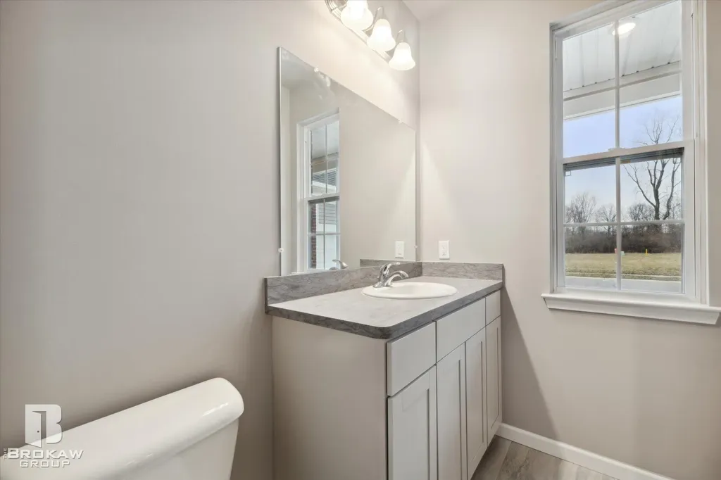 1437 Luxington Drive Lapeer City MI 48446