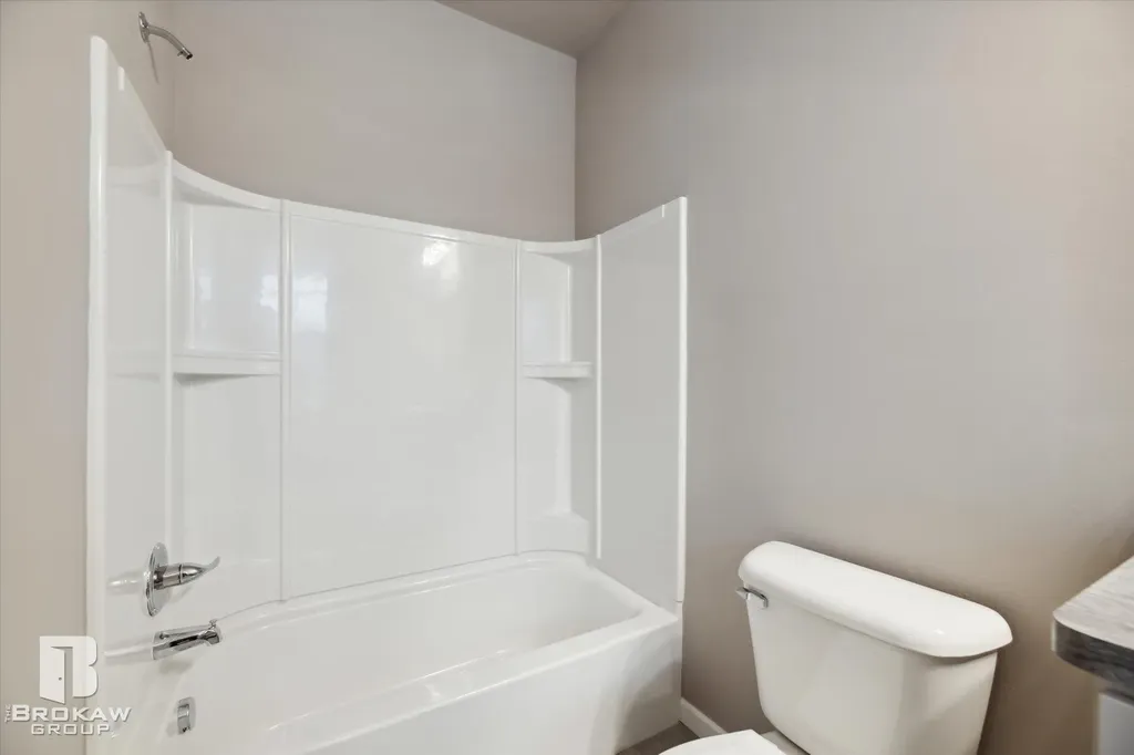 1437 Luxington Drive Lapeer City MI 48446